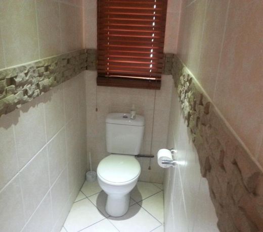 Big "5" Guesthouse