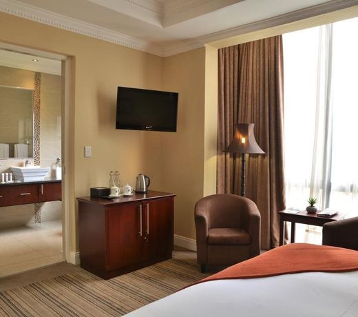 Radisson Hotel and Convention Centre OR Tambo Airport