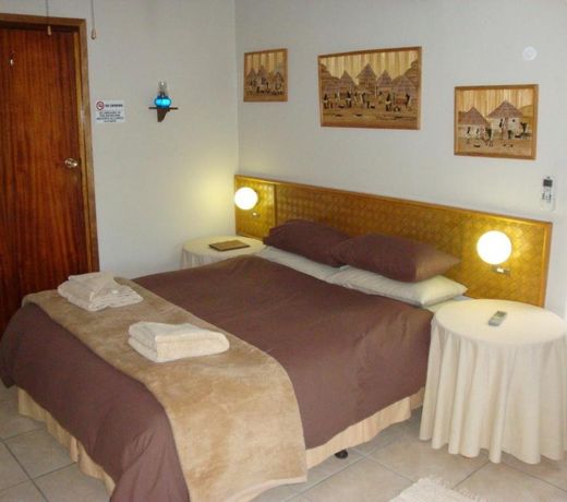 Flintstones Guest House Fourways