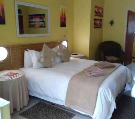 Flintstones Guest House Fourways