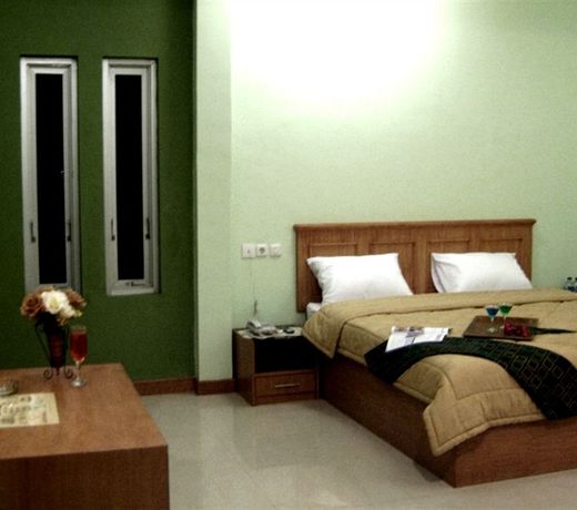 Grand Sirao Hotel