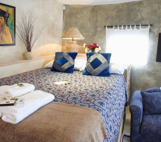 Valparaiso Guesthouse