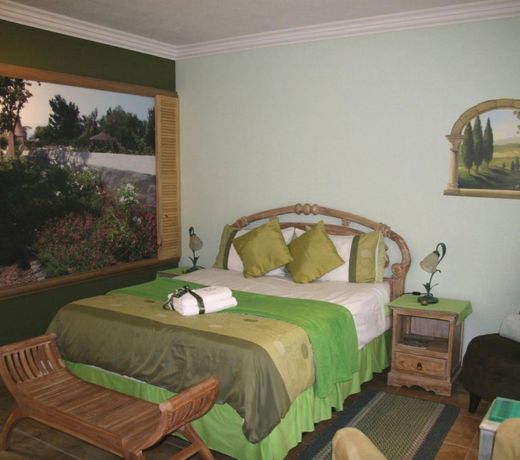 Ponciana Superior Guesthouse