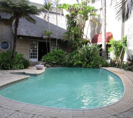 Lion's Guesthouse and The Buck&Lion Restaurant