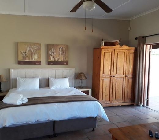 Tourist Lodge Gansbaai