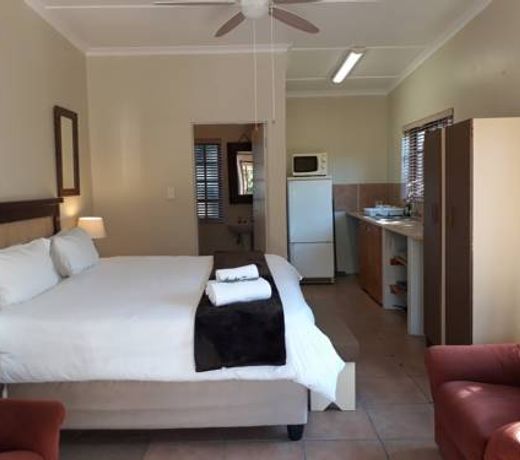 Tourist Lodge Gansbaai