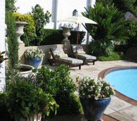 THE PALMS GUESTHOUSE