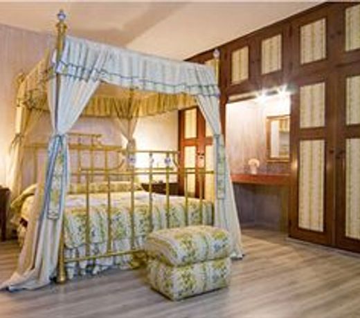 Hotel Chateau