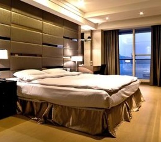 SPA HOME Sun Moon Lake Luxury Lakeside Hotel
