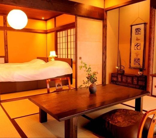 Tsukino Usagi Hotel