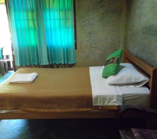 Tamarind Grand Resort Mae Sariang