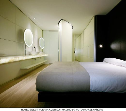 Hotel Puerta America