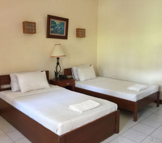 Alona Kew White Beach Resort