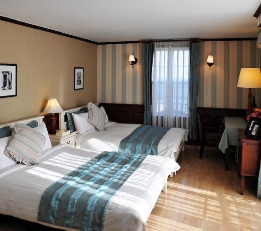 Hotel November