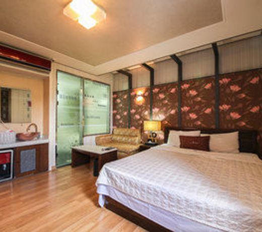 N Motel