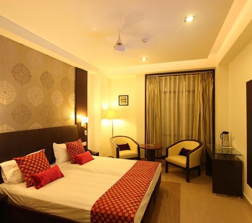 Hotel Surya Plaza