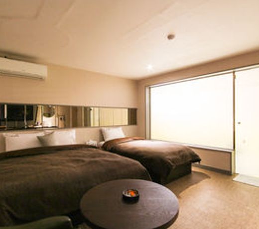 The Hotel 7th