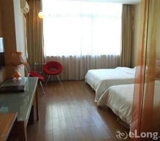 Silver Spring Hotel