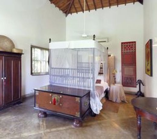 The Dutch House