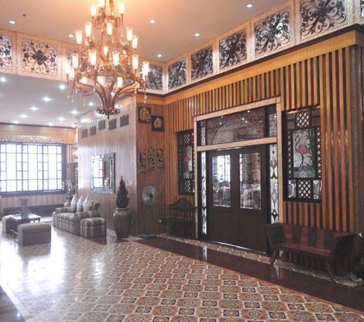 Pearlmont Hotel