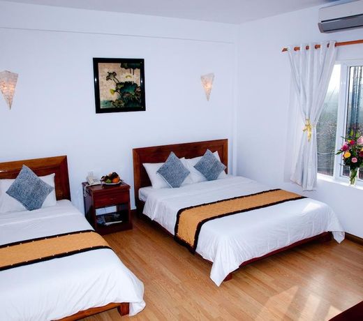 Golden Lotus Hotel