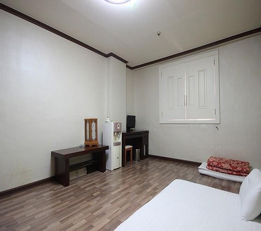 NS Hotel