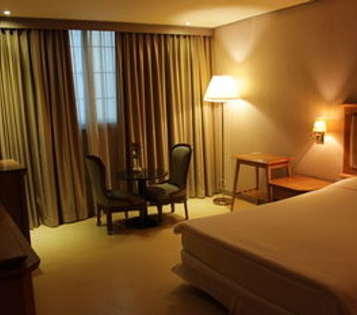 Solium Business Hotel
