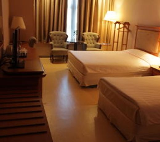 Solium Business Hotel