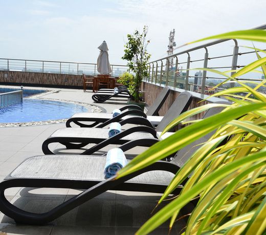 Pearl Grand Hotel