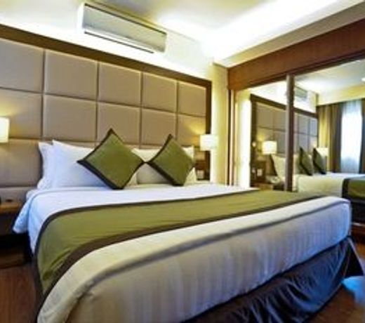 SanTomas Suites