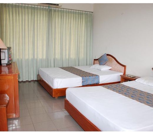 Ngu Binh Hotel