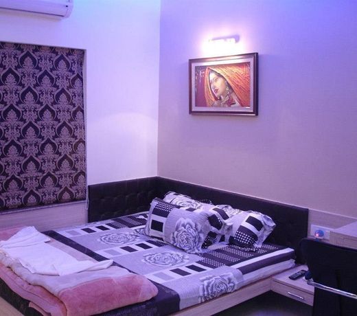 Rahul Guest House