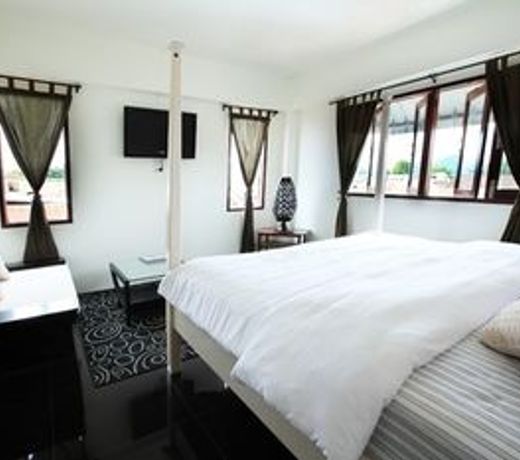 The Royal Chiangkhan Boutique Hotel