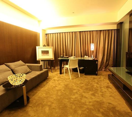 Zobon Art Hotel
