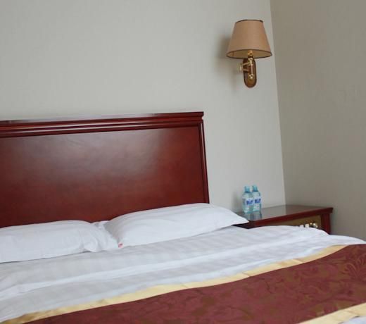 Yingcheng Business Hotel