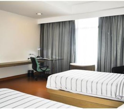 Paseo Premiere Hotel by Cocotel powered by ASTON