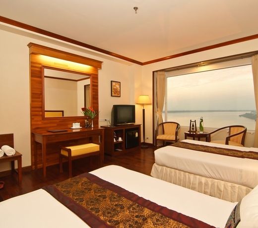 Champasak Grand Hotel