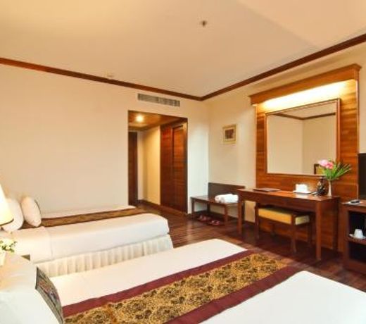 Champasak Grand Hotel