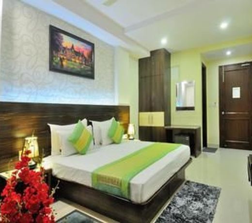 Hotel Sky Rich International - 05 Mins from Karol Bagh Metro Station