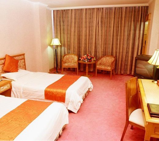 Golden City Hotel