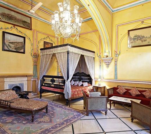 Hotel Narain Niwas Palace