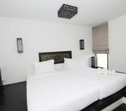 Kanpura Hotel