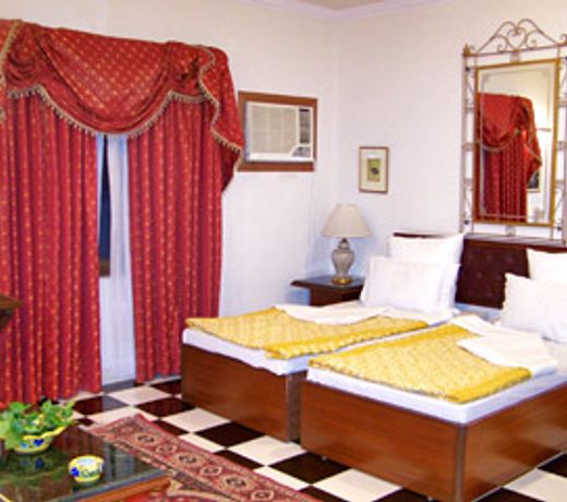 Hotel Sugan Niwas Palace