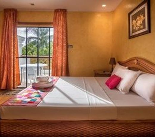 La Parola Orchids Beach Resort