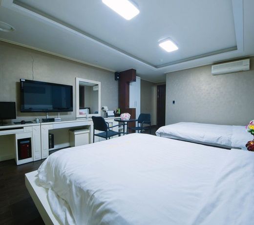 Rex Hotel Cheonan