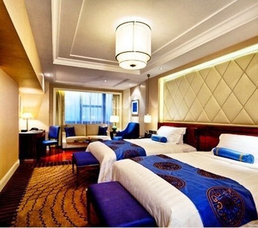 Yun-Zen Jinling World Trade Plaza Hotel