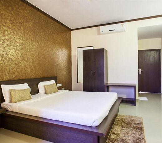 Hotel Savi Regency