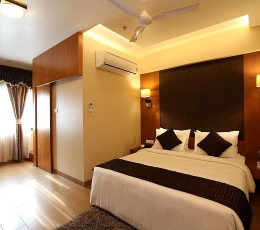 Brijwasi Lands Inn