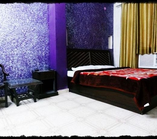 Hotel Silver Bell