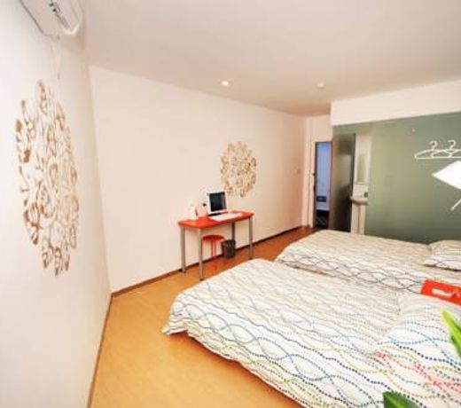 Podinn Jiaxin Shaonian Road